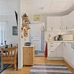 Cozy Forest Cabin In Lofoten Peaceful And Central Ferienhaus *