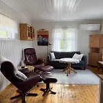 Cozy Forest Cabin In Lofoten Peaceful And Central *